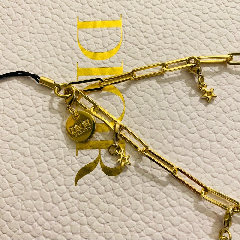 Dior CD and Star charm phone chain/ can be DIY necklace / bracelet - Picture 8 of 12